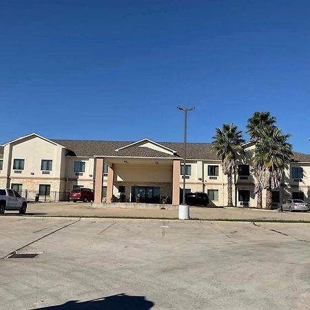 Yorktown Inn And Suites Exterior foto
