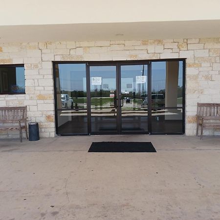Yorktown Inn And Suites Exterior foto