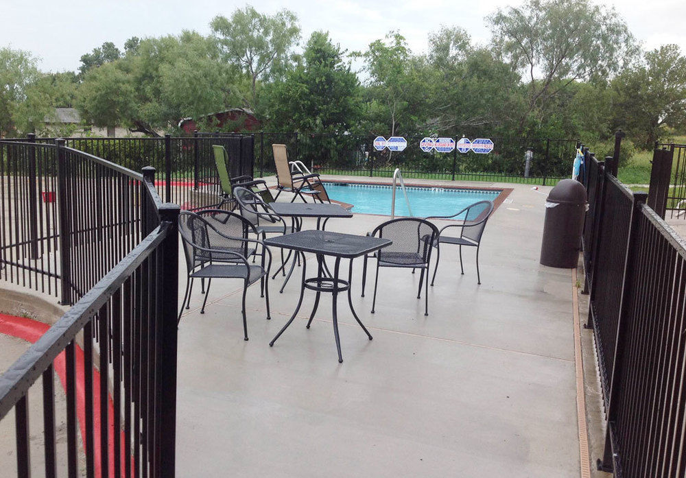 Yorktown Inn And Suites Exterior foto
